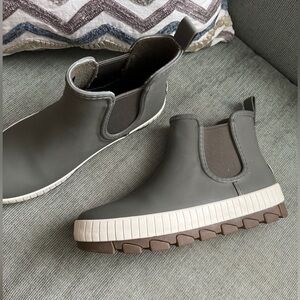 Sperry Torrent Chelsea Olive Waterproof Boots